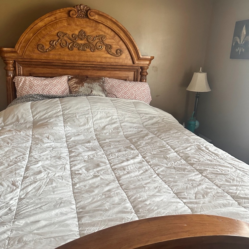 Superior Down Alternative All-Season Comforter
